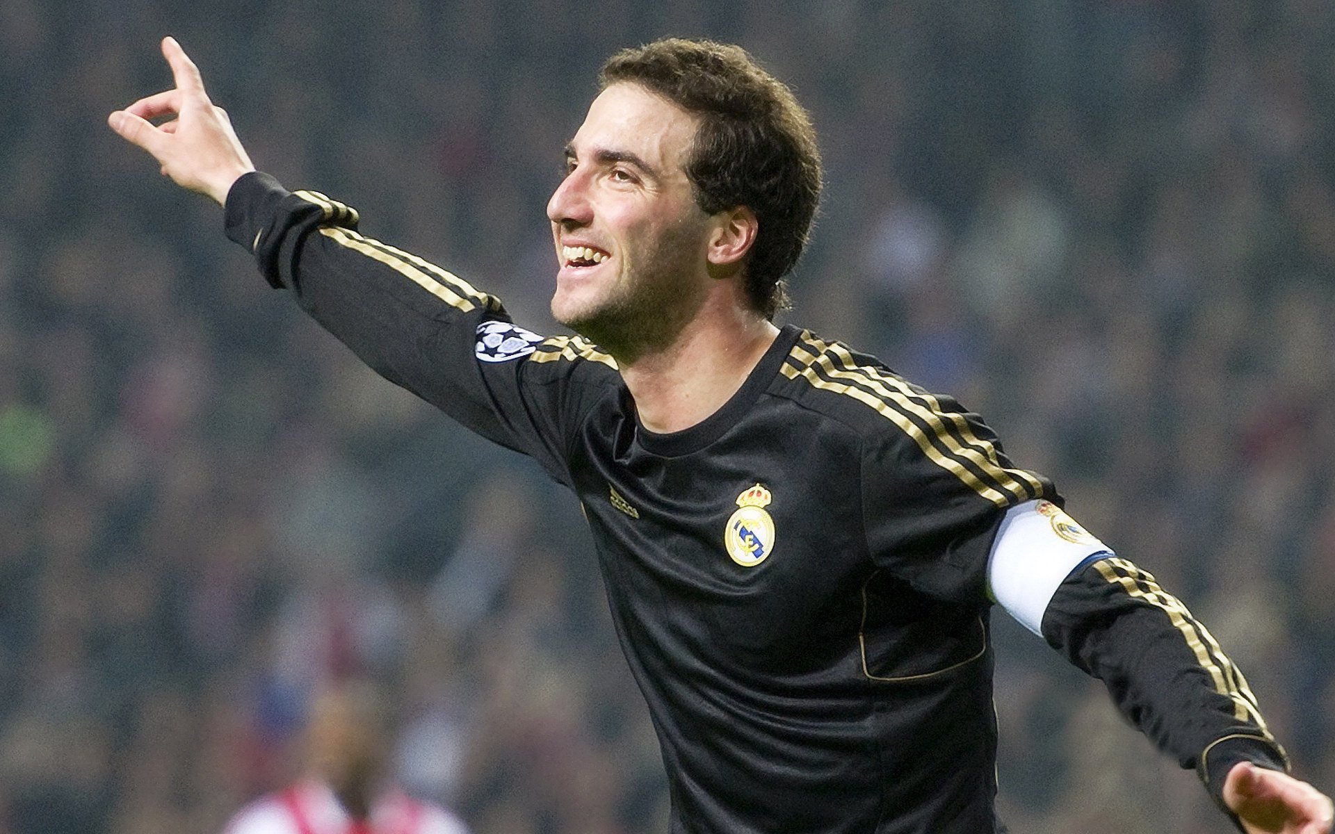 乐鱼体育-明日温网焦点战！巴塞罗那迎战巴塞罗那，血战或上演  第1张