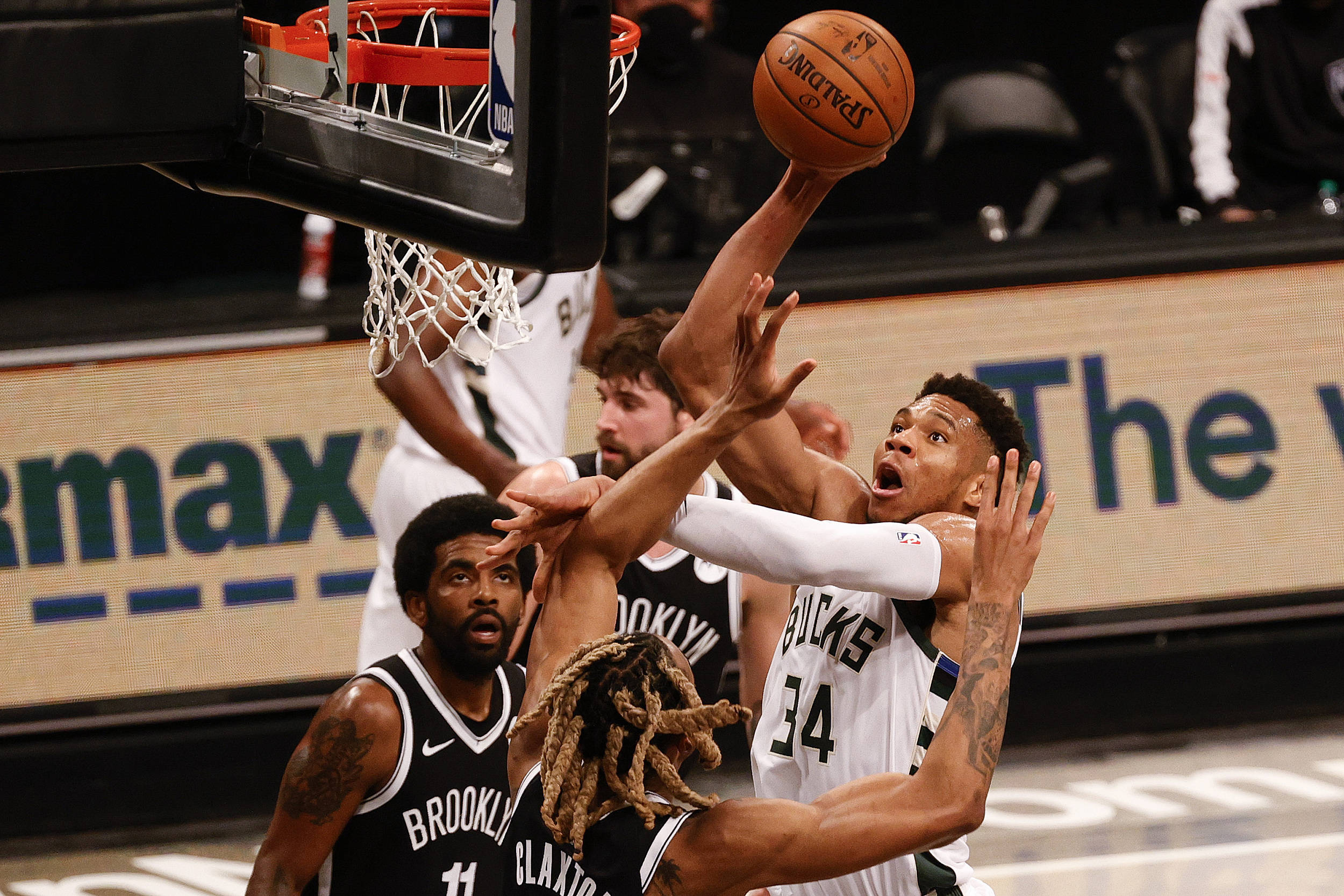 乐鱼体育-杨瀚森nba常规赛首秀  第1张